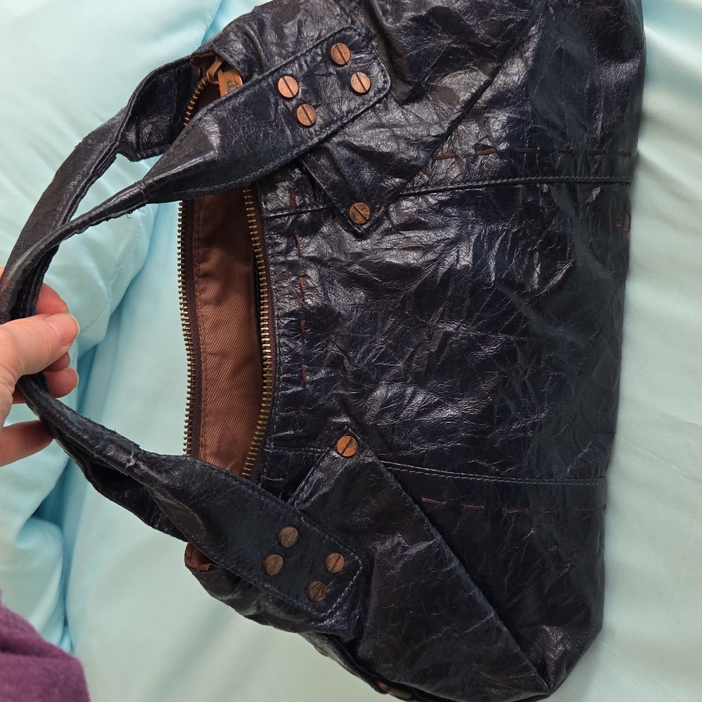 Matt & Nat Purse - Picture 5 of 8